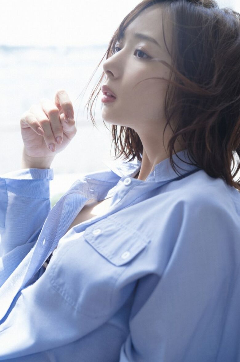 岡田紗佳 グラビア!抜ける役満ボディ!!巨乳おっぱいに水着ビキニもエロいっす♡334