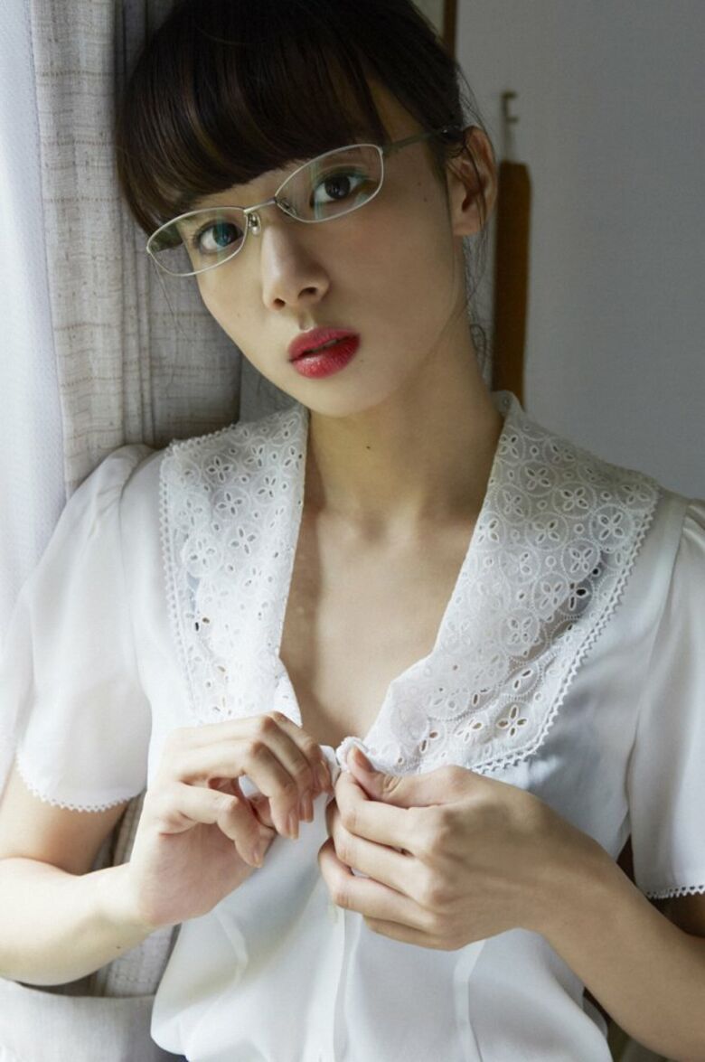 岡田紗佳 グラビア!抜ける役満ボディ!!巨乳おっぱいに水着ビキニもエロいっす♡439