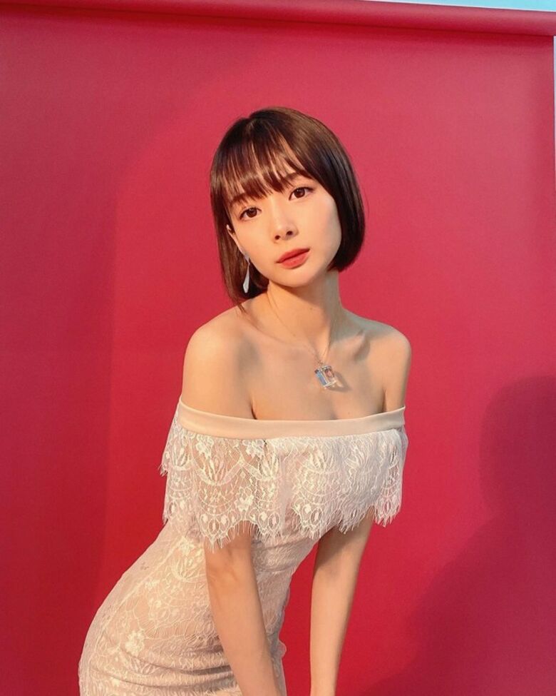 岡田紗佳 グラビア!抜ける役満ボディ!!巨乳おっぱいに水着ビキニもエロいっす♡480