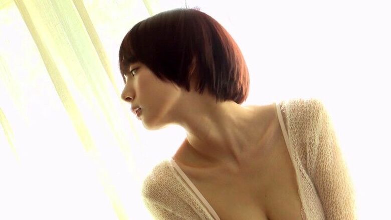 岡田紗佳 グラビア!抜ける役満ボディ!!巨乳おっぱいに水着ビキニもエロいっす♡500