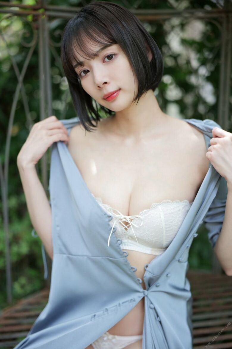 岡田紗佳 グラビア!抜ける役満ボディ!!巨乳おっぱいに水着ビキニもエロいっす♡537
