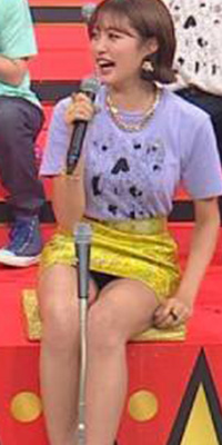 王林 パンチラエロ画像!ミニスカ奥のデルタゾーン♡お宝シーンをまとめてみたぜ!!010