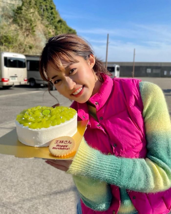 王林 パンチラエロ画像!ミニスカ奥のデルタゾーン♡お宝シーンをまとめてみたぜ!!221