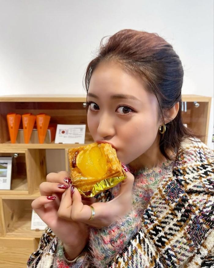 王林 パンチラエロ画像!ミニスカ奥のデルタゾーン♡お宝シーンをまとめてみたぜ!!226