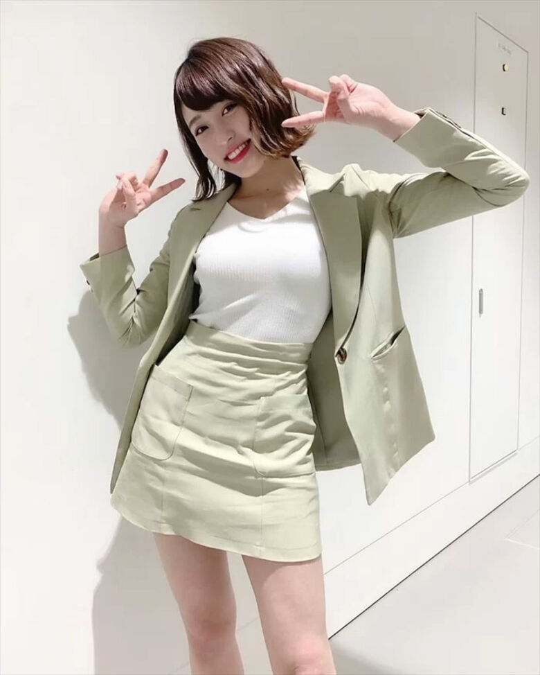 王林 パンチラエロ画像!ミニスカ奥のデルタゾーン♡お宝シーンをまとめてみたぜ!!251