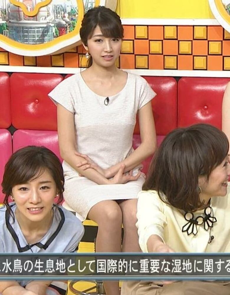 芸能人パンチラ動画像804枚!お宝パンツに太ももエッチなTゾーン♡女子アナ・女優のパン線 お尻がエロくて抜ける!!215枚目