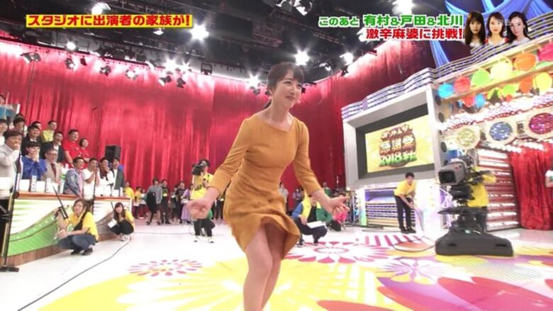 芸能人パンチラ動画像804枚!お宝パンツに太ももエッチなTゾーン♡女子アナ・女優のパン線 お尻がエロくて抜ける!!291枚目