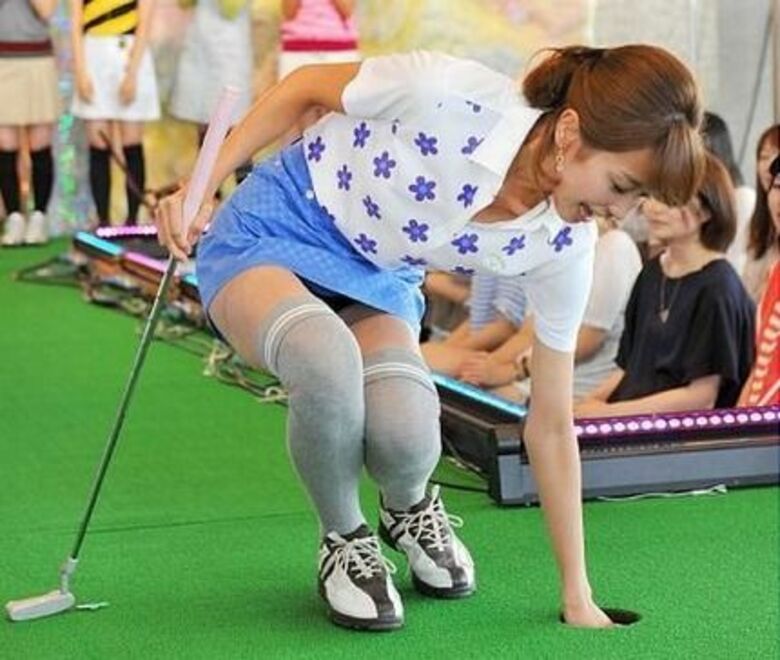 芸能人パンチラ動画像804枚!お宝パンツに太ももエッチなTゾーン♡女子アナ・女優のパン線 お尻がエロくて抜ける!!355枚目