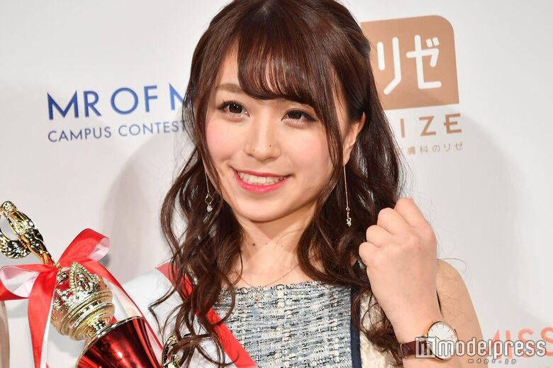 芸能人パンチラ動画像804枚!お宝パンツに太ももエッチなTゾーン♡女子アナ・女優のパン線 お尻がエロくて抜ける!!388枚目