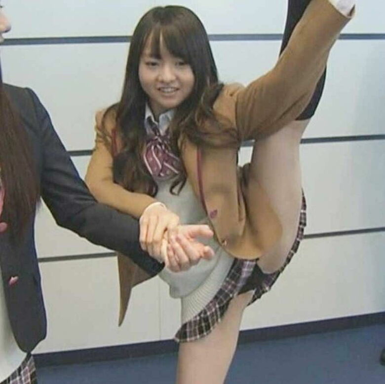 芸能人パンチラ動画像804枚!お宝パンツに太ももエッチなTゾーン♡女子アナ・女優のパン線 お尻がエロくて抜ける!!548枚目