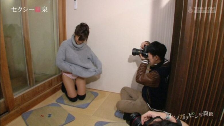 芸能人パンチラ動画像804枚!お宝パンツに太ももエッチなTゾーン♡女子アナ・女優のパン線 お尻がエロくて抜ける!!559枚目