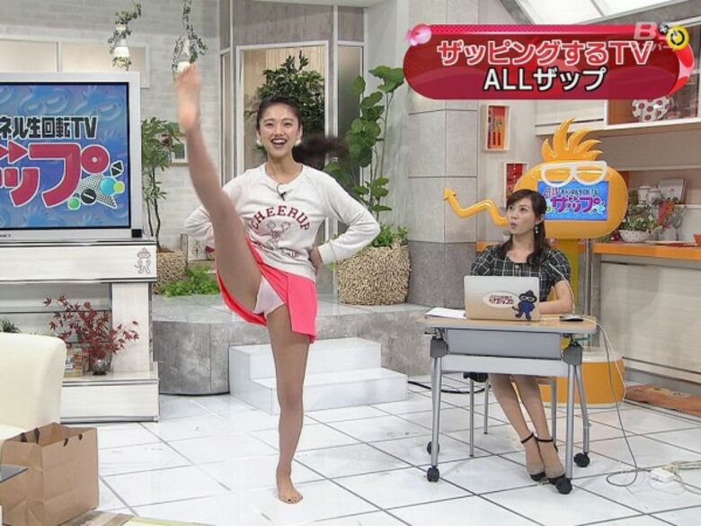 芸能人パンチラ動画像804枚!お宝パンツに太ももエッチなTゾーン♡女子アナ・女優のパン線 お尻がエロくて抜ける!!748枚目