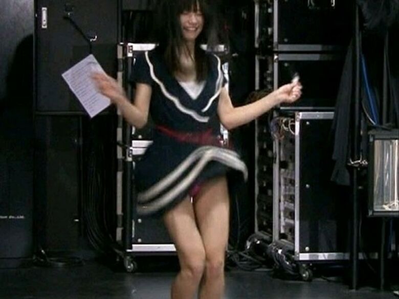 芸能人 パンチラがエロいぜ!テレビのお宝画像ここにあり📺パンツの専門サイトが徹底解説しちゃいます♡636