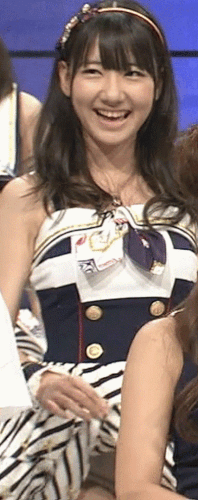 芸能人 パンチラGIF画像!テレビやライブのお宝パンツがエロいっす♡貴重な瞬間をまとめてみたぜ!!020