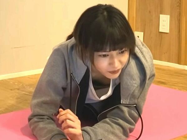 おっぱいポロリの画像!テレビ・芸能人編です📺胸チラハプニングをまとめてみたぜ!!013