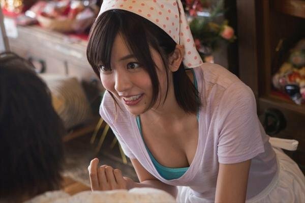 おっぱいポロリの画像!テレビ・芸能人編です📺胸チラハプニングをまとめてみたぜ!!018