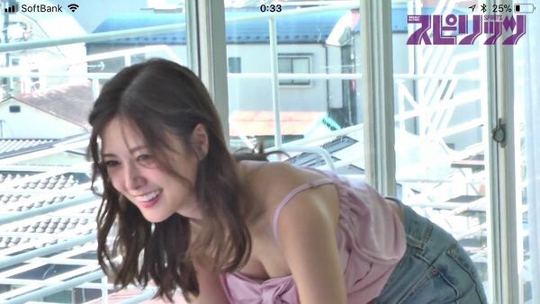 おっぱいポロリの画像!テレビ・芸能人編です📺胸チラハプニングをまとめてみたぜ!!049