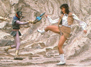 宇宙刑事シャイダー パンチラ画像!女刑事アニーのエロいお宝パンツ💕貴重なシーンをまとめたぜ!!017枚目