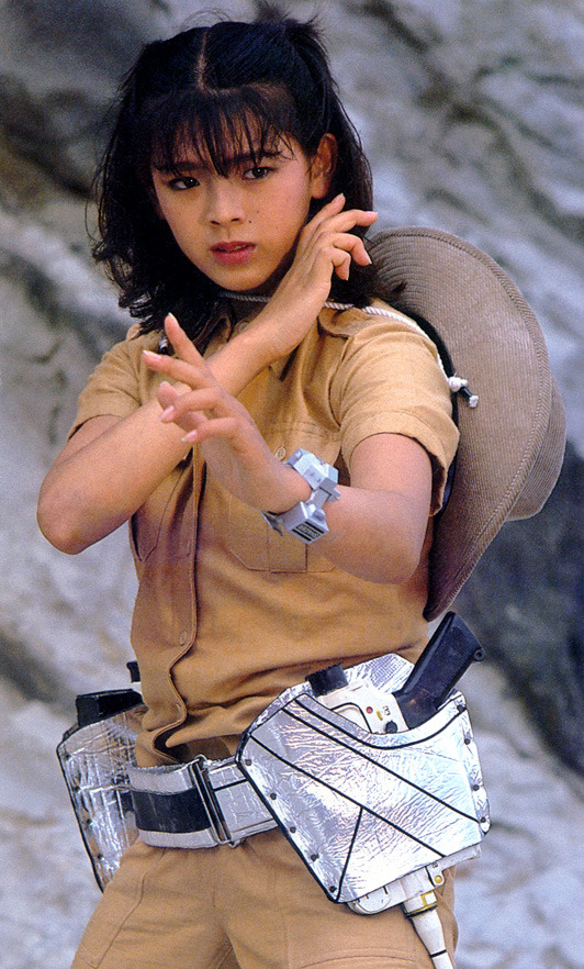 宇宙刑事シャイダー パンチラ画像!女刑事アニーのエロいお宝パンツ💕貴重なシーンをまとめたぜ!!018枚目