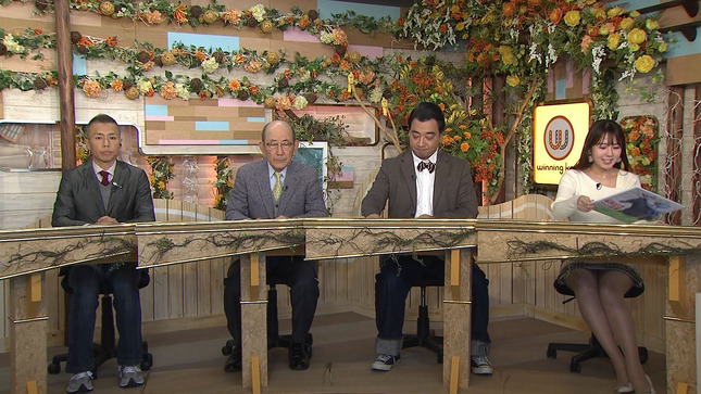 冨田有紀アナのパンチラがエッチなウイニング競馬お宝エロ画像28枚004枚目