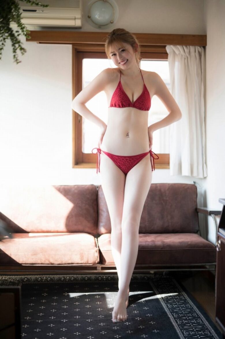 ゆうちゃみ パンチラ画像!エロい太もも💕貴重なパンツをまとめたぜ!!水着写真集も抜けちゃいます【動画あり】093