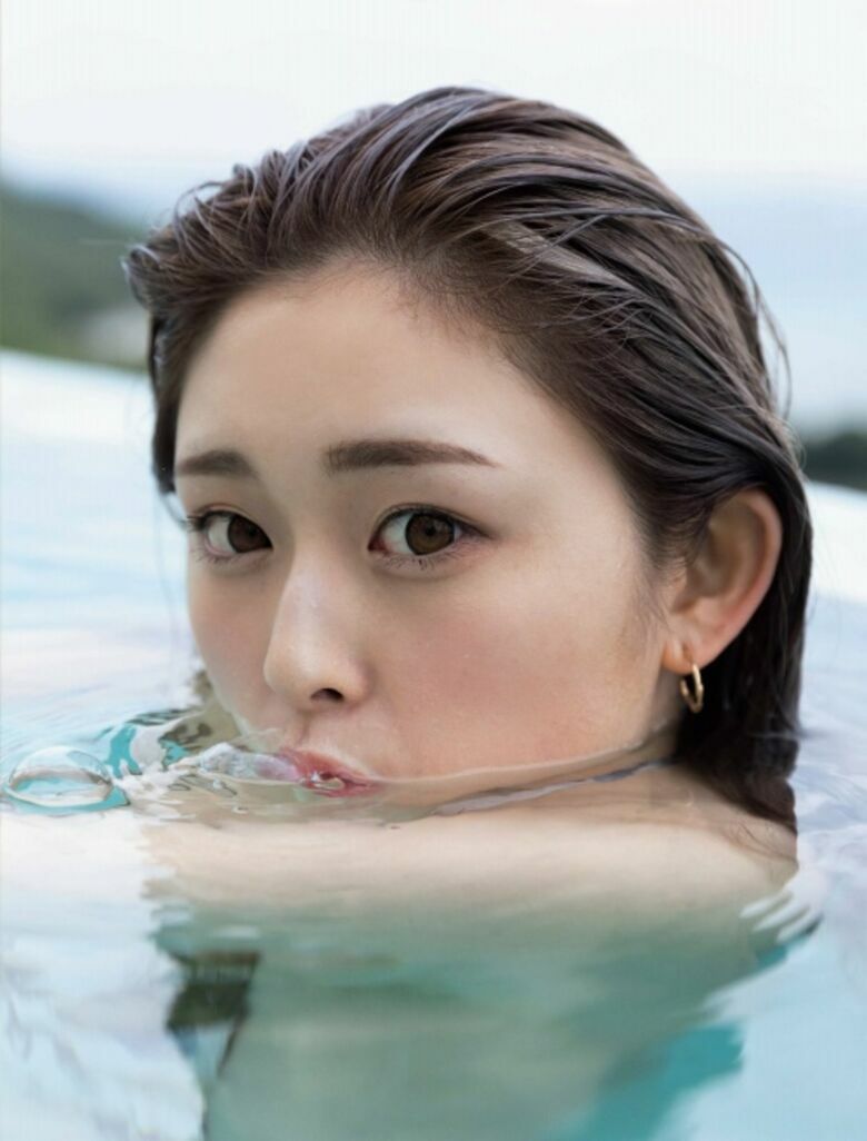 ゆうちゃみ パンチラ画像!エロい太もも💕貴重なパンツをまとめたぜ!!水着写真集も抜けちゃいます【動画あり】146
