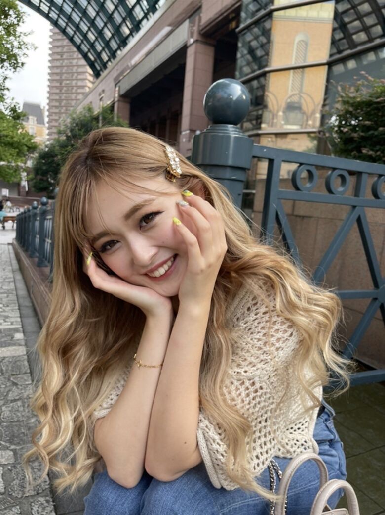 ゆうちゃみ パンチラ画像!エロい太もも💕貴重なパンツをまとめたぜ!!水着写真集も抜けちゃいます【動画あり】192