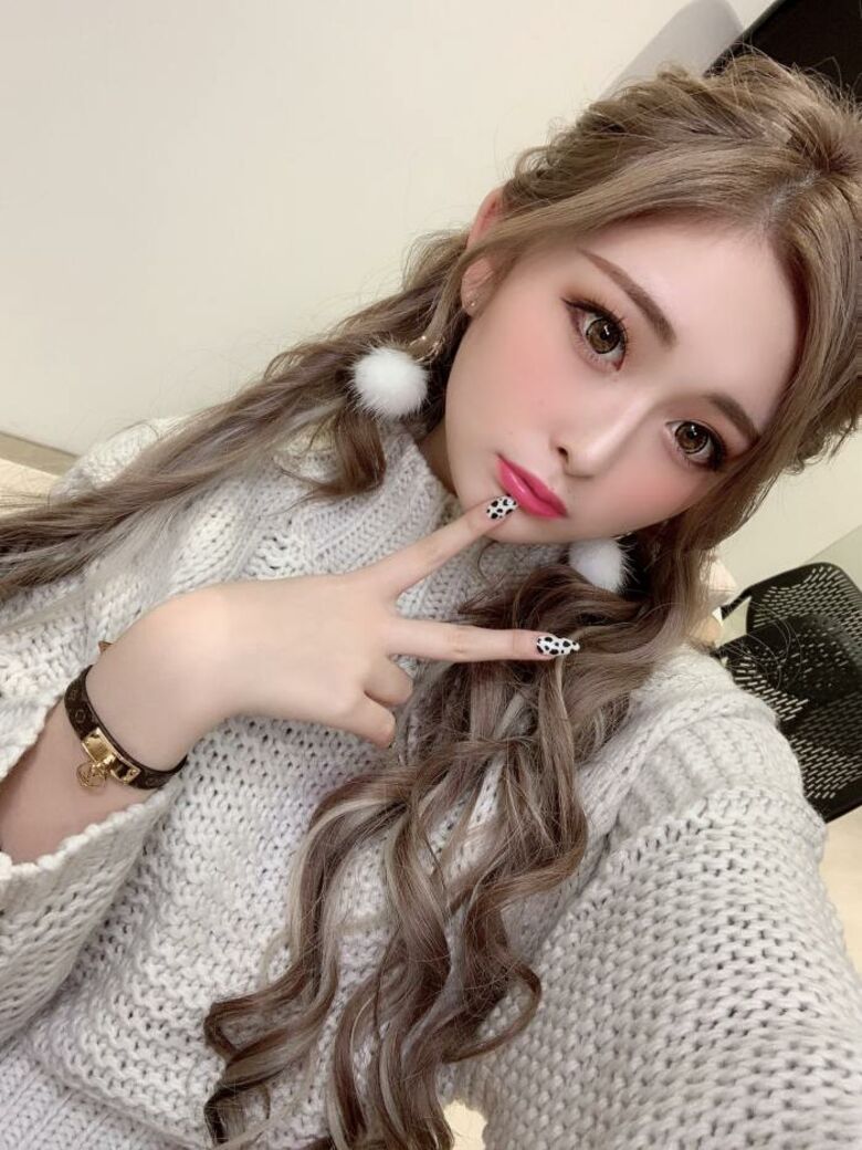 ゆうちゃみ パンチラ画像!エロい太もも💕貴重なパンツをまとめたぜ!!水着写真集も抜けちゃいます【動画あり】227