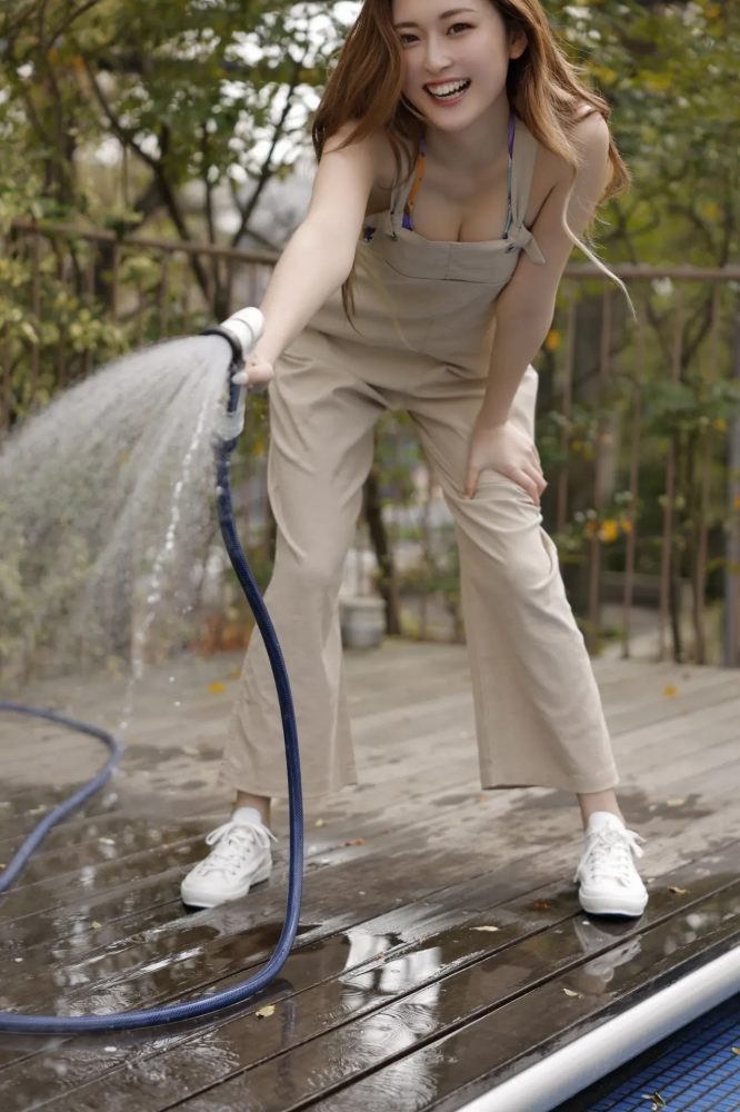 ゆうちゃみ パンチラ画像!エロい太もも💕貴重なパンツをまとめたぜ!!水着写真集も抜けちゃいます【動画あり】272