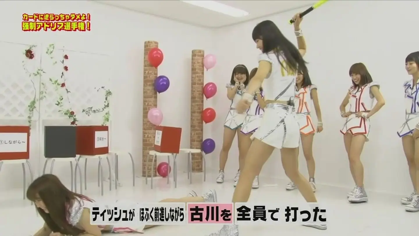 アップアップガールズ(仮)のパンチラしまくりでフル勃起001