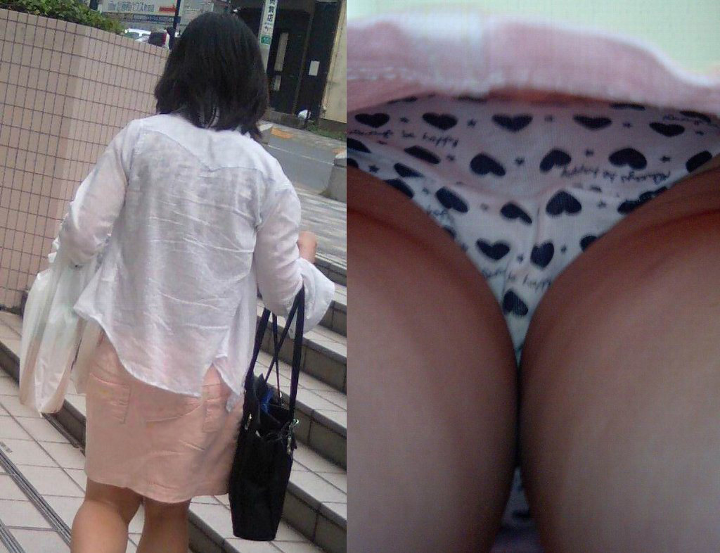 至高の逆さ撮りパンチラ画像Vol.7！エロい盗撮パンツにお尻 生足が抜ける!【厳選20枚】013枚目