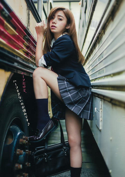 モデルの池田エライザがパンチラで人気急上昇！おっぱいもデカかったｗ004
