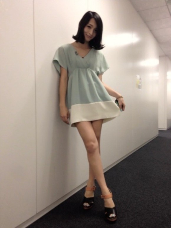 佐藤かよ グラビアがエロいぜ!お宝パンチラも抜けちゃいます♡024