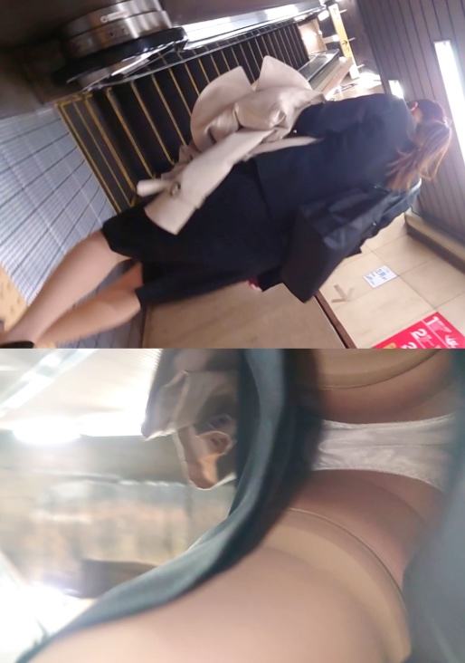 駅に向かうOLのエスカレーター盗撮風パンチラだぜ!逆さ撮りしたらなんと…サテンでした♡005