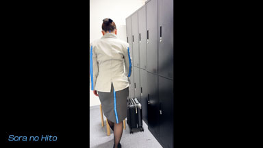 巨乳CA着替え盗撮！フライト後は汗ばむ身体をフキフキ❤️パンツ丸見えだぜ!!【Pcolle】002