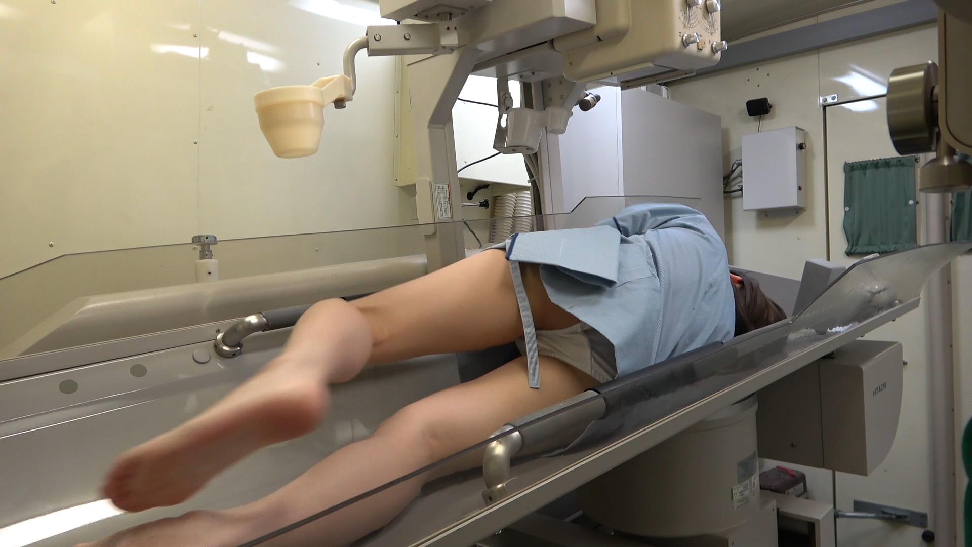 バリウム検査 巨乳おっぱい盗撮画像だぜ!美人OLの乳首とパンツをしっかり捉えました📹【Pcolle】002