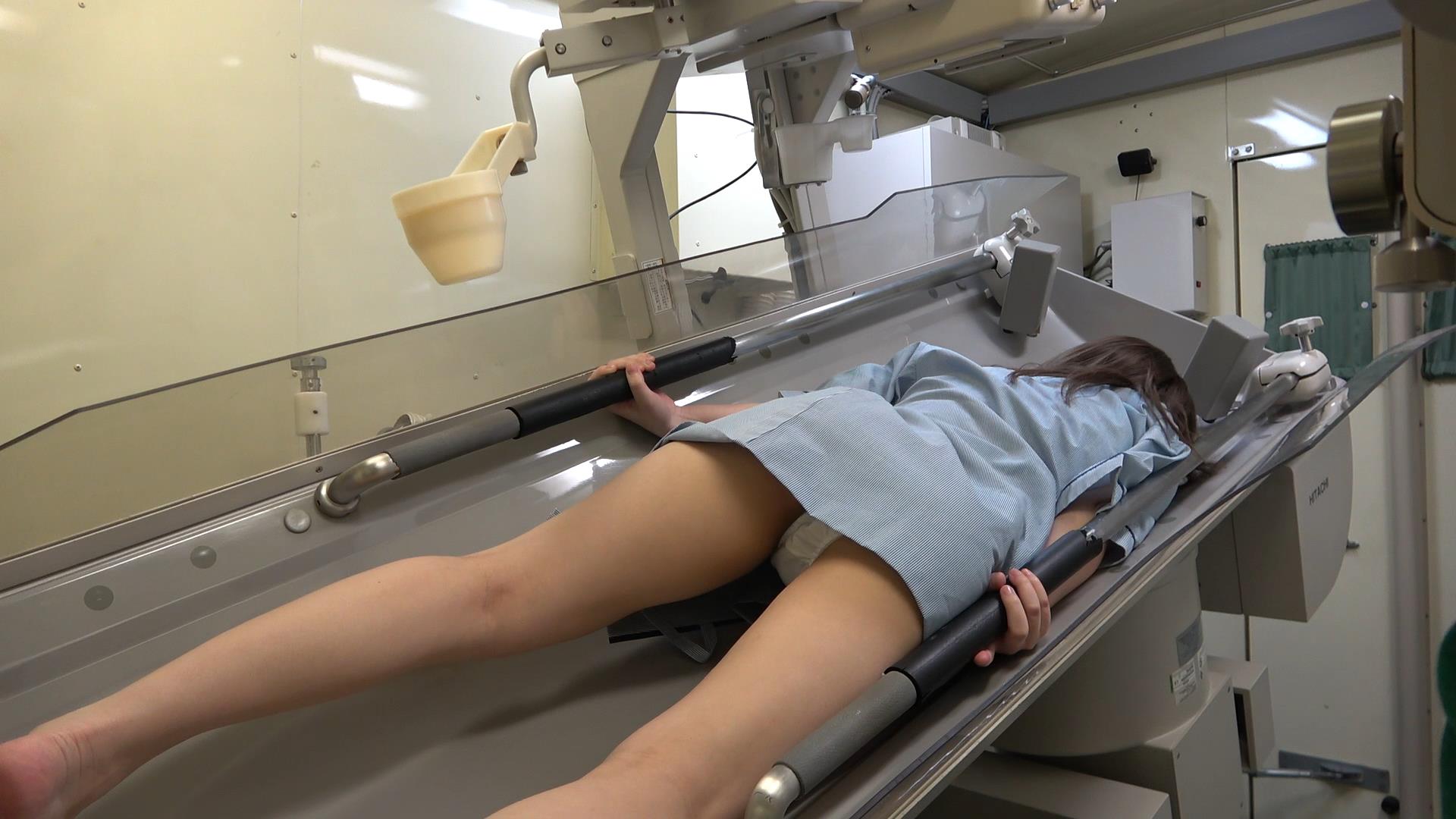 バリウム検査 巨乳おっぱい盗撮画像だぜ!美人OLの乳首とパンツをしっかり捉えました📹【Pcolle】005