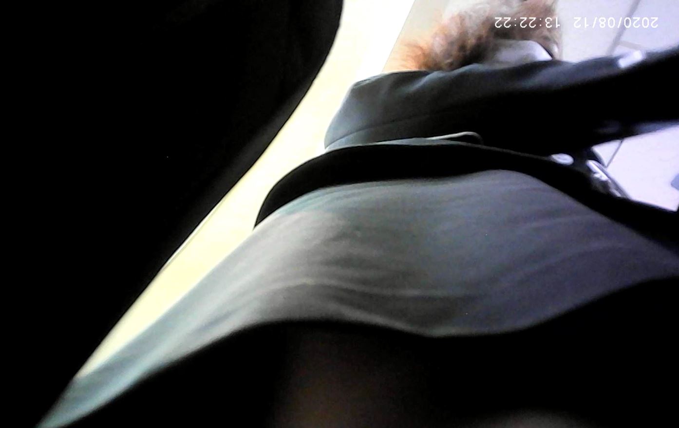 子連れの人妻と病院の受付お姉さん♡盗撮が同時に楽しめるパンチラ動画を紹介するぜ！【Pcolle】005