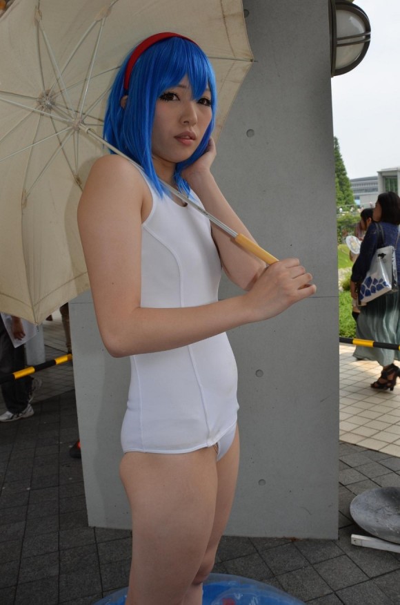 パンツの替えが必要になるコスプレ会場017