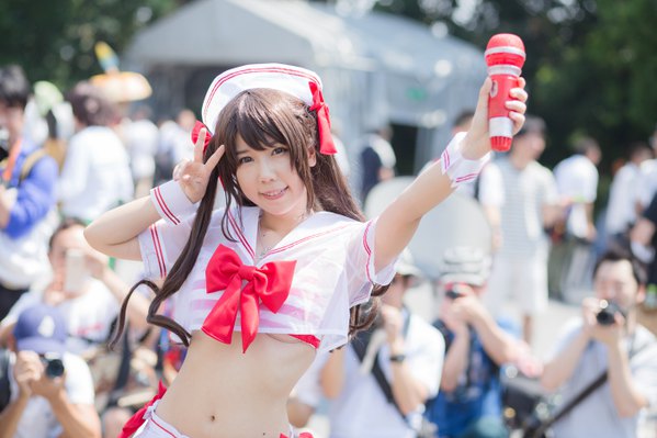 【ワンフェス2015夏】GANTZコスのうしじまいい肉がで過激なケツを披露ｗｗｗ010