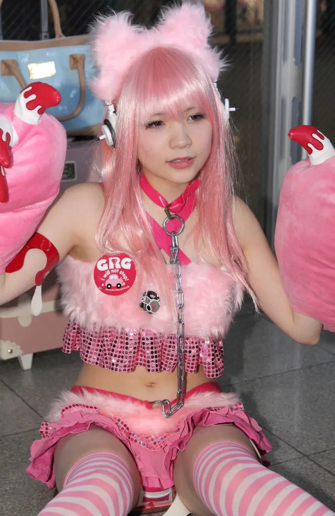 ワンフェス2014冬でスク水からハミ毛やマ○コに食い込みボンテージ012