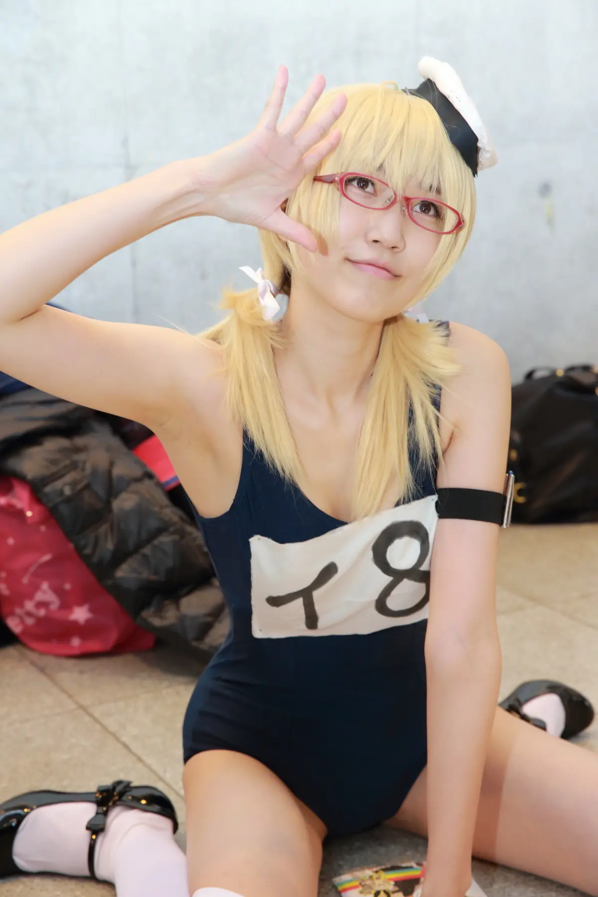 ワンフェス2014冬でスク水からハミ毛やマ○コに食い込みボンテージ026