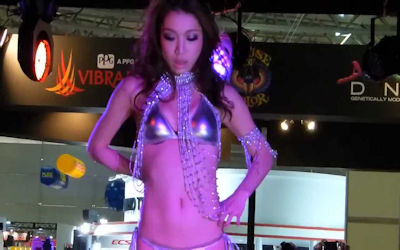 東京オートサロン パンチラやケツがエロいぜ!盗撮?車よりもパンツに目がいっちゃいます♡057