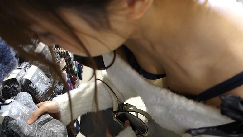 胸ちら動画像386枚!エロい胸チラ盗撮の巨乳人妻に素人JKおっぱい 乳首ポロリや谷間が抜ける!!【動画あり】118枚目