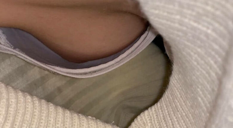 胸ちら動画像386枚!エロい胸チラ盗撮の巨乳人妻に素人JKおっぱい 乳首ポロリや谷間が抜ける!!【動画あり】134枚目