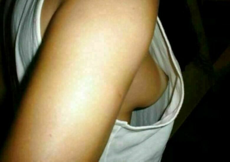 胸ちら動画像386枚!エロい胸チラ盗撮の巨乳人妻に素人JKおっぱい 乳首ポロリや谷間が抜ける!!【動画あり】174枚目