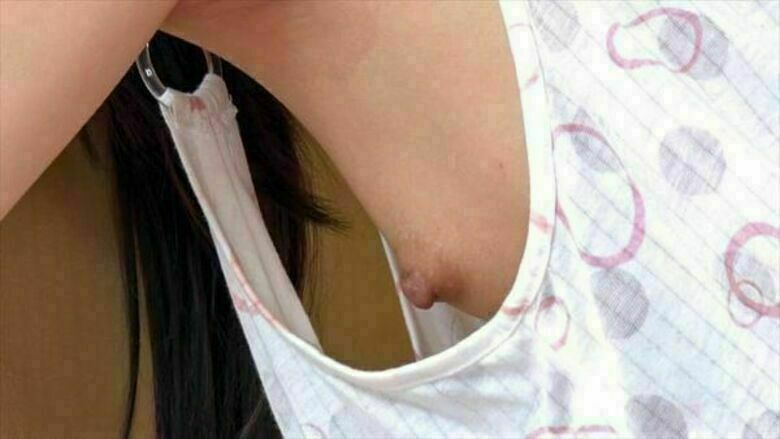 胸ちら動画像386枚!エロい胸チラ盗撮の巨乳人妻に素人JKおっぱい 乳首ポロリや谷間が抜ける!!【動画あり】178枚目
