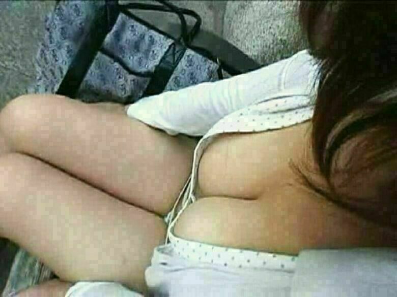 胸ちら動画像386枚!エロい胸チラ盗撮の巨乳人妻に素人JKおっぱい 乳首ポロリや谷間が抜ける!!【動画あり】205枚目
