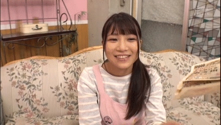 裸エプロン エロGIF画像17枚!エッチな保母さんの前掛け露出ハメ撮りが抜ける!!017枚目