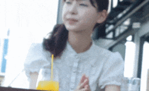 街撮り盗撮が超リアルな素人女性のパンチラ♡エロGIFでまとめたぜ!!019枚目